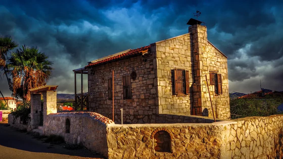 Webdesign, KI-Sichtbarkeit und professionelle Bildproduktion für Immobilienfirmen in Datça